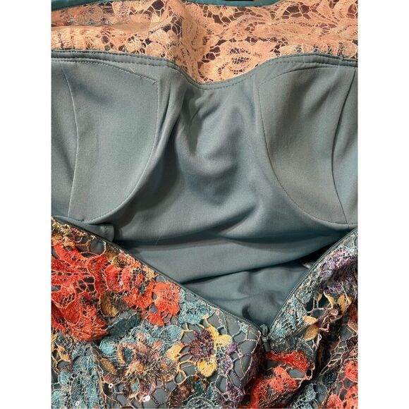 Alex Evenings lace and sequin dress, size 16 - Picture 7 of 8